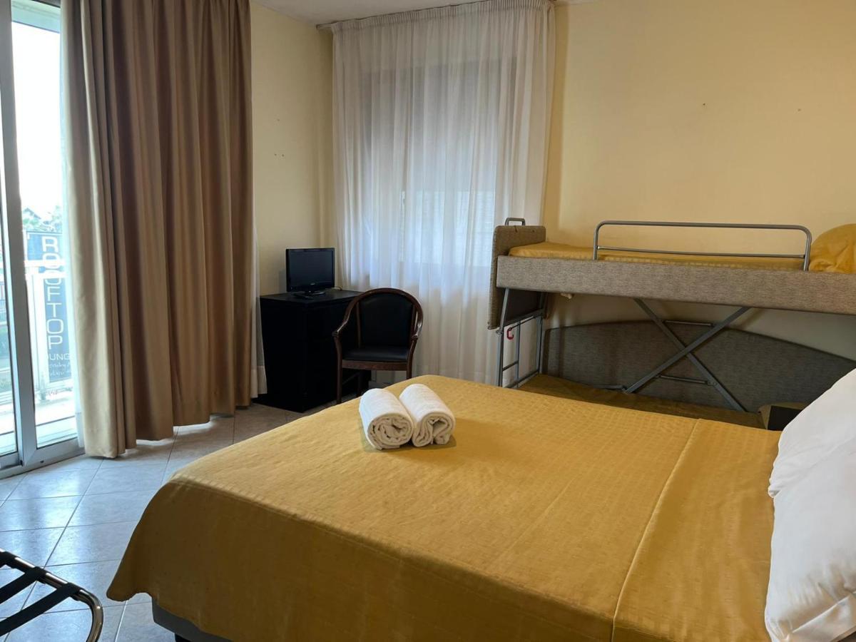 Hotel Ambasciatori Sottomarina Extérieur photo