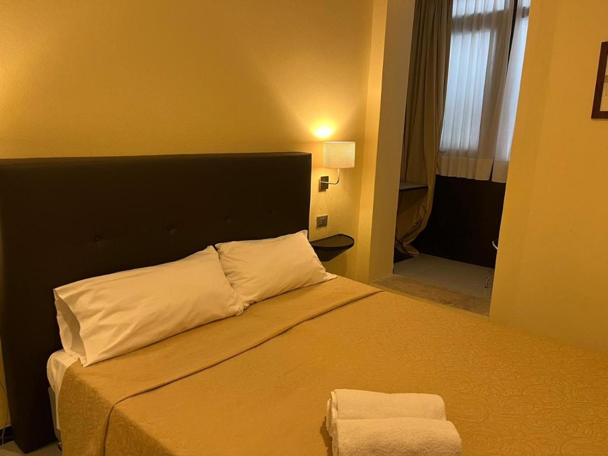 Hotel Ambasciatori Sottomarina Extérieur photo