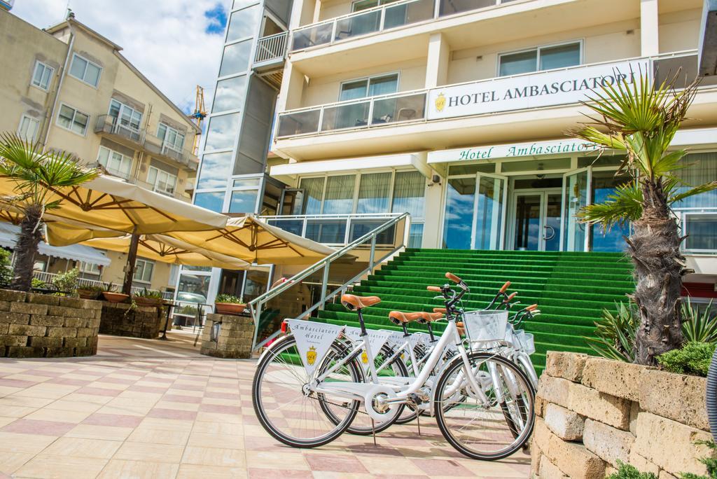 Hotel Ambasciatori Sottomarina Extérieur photo