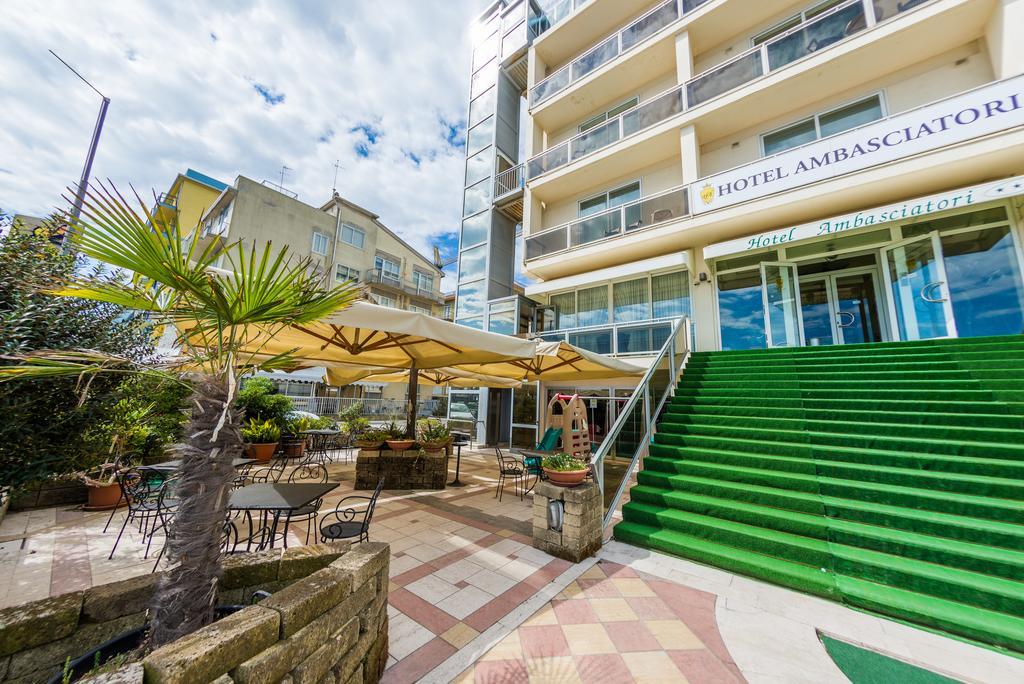 Hotel Ambasciatori Sottomarina Extérieur photo